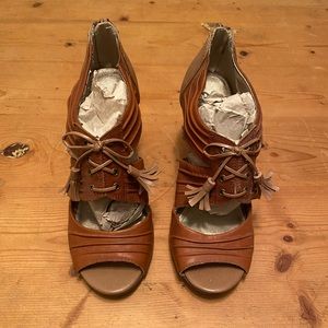 Seychelles Special Edition Solo II Heels Size 9